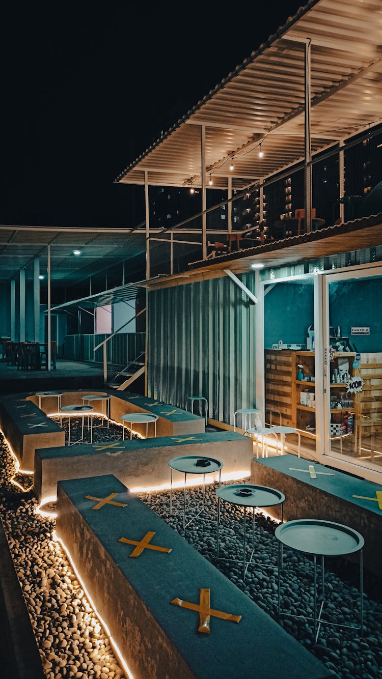 A Bar At Night