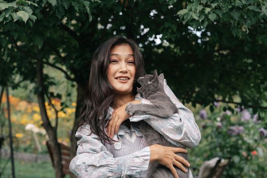 Gray Hissing on Girl
