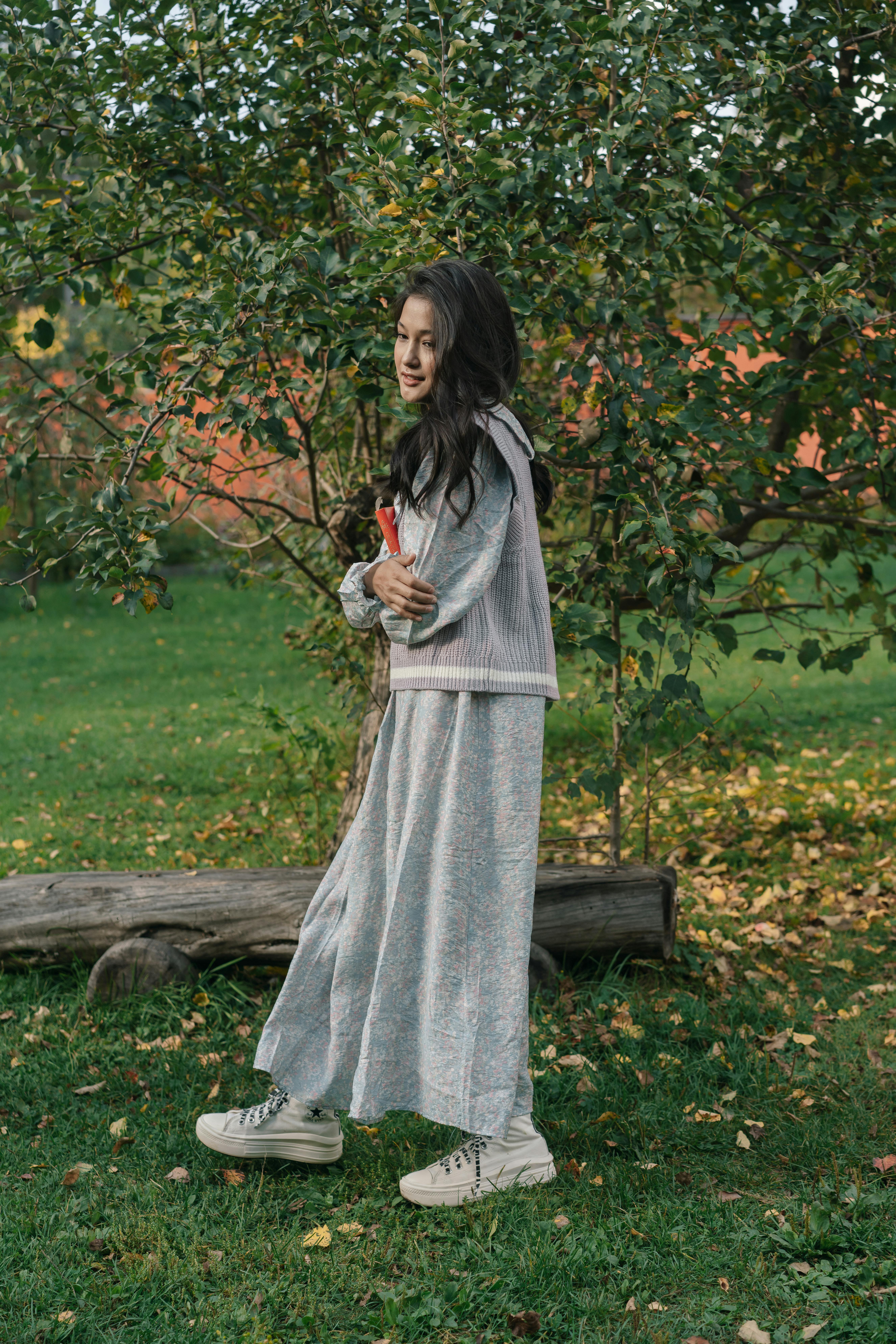 How long do Japanese stay in bath?