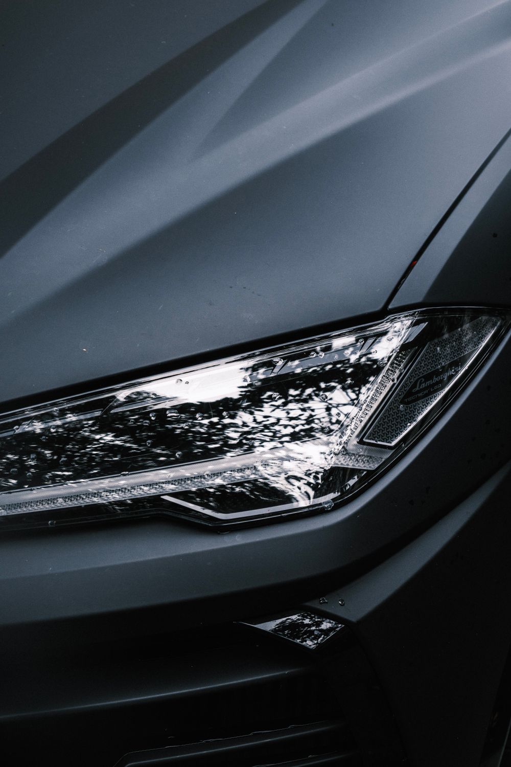 Modern vehicle headlight