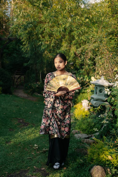 Darmowe zdjęcie z galerii z azjatka, kobieta, krajobraz