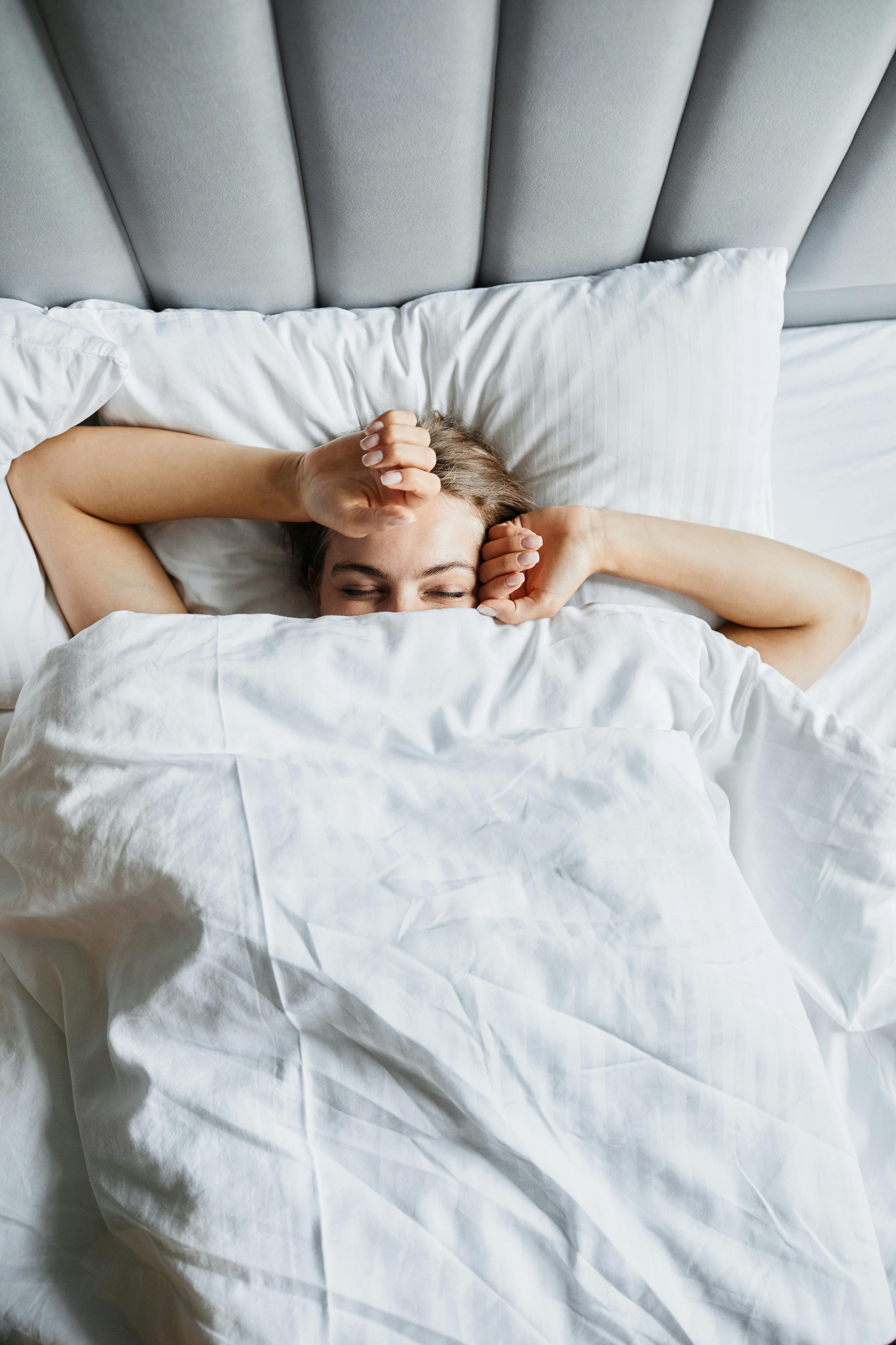 Women sleeping five hours or less