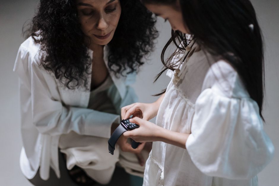 smartwatch safety alert device