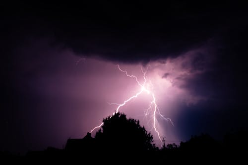 Photos gratuites de arbres, ciel, coup de tonnerre