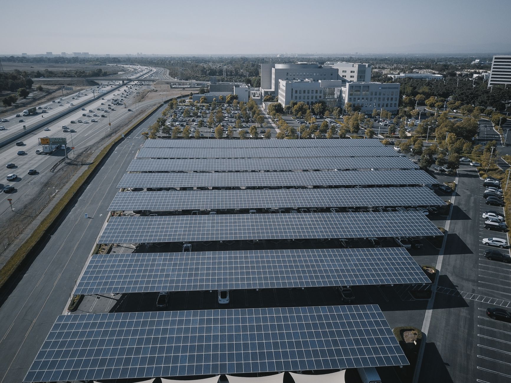 Climate Tech Goes Public Amidst AI Hype and Market Shifts in 2026