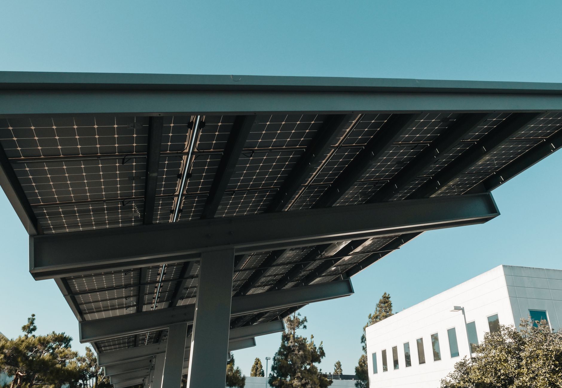 Avoid Costly Solar & Battery Mistakes: True Renewable ROI UK