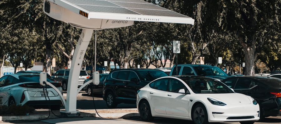 Bornes de recharge pour véhicules électriques