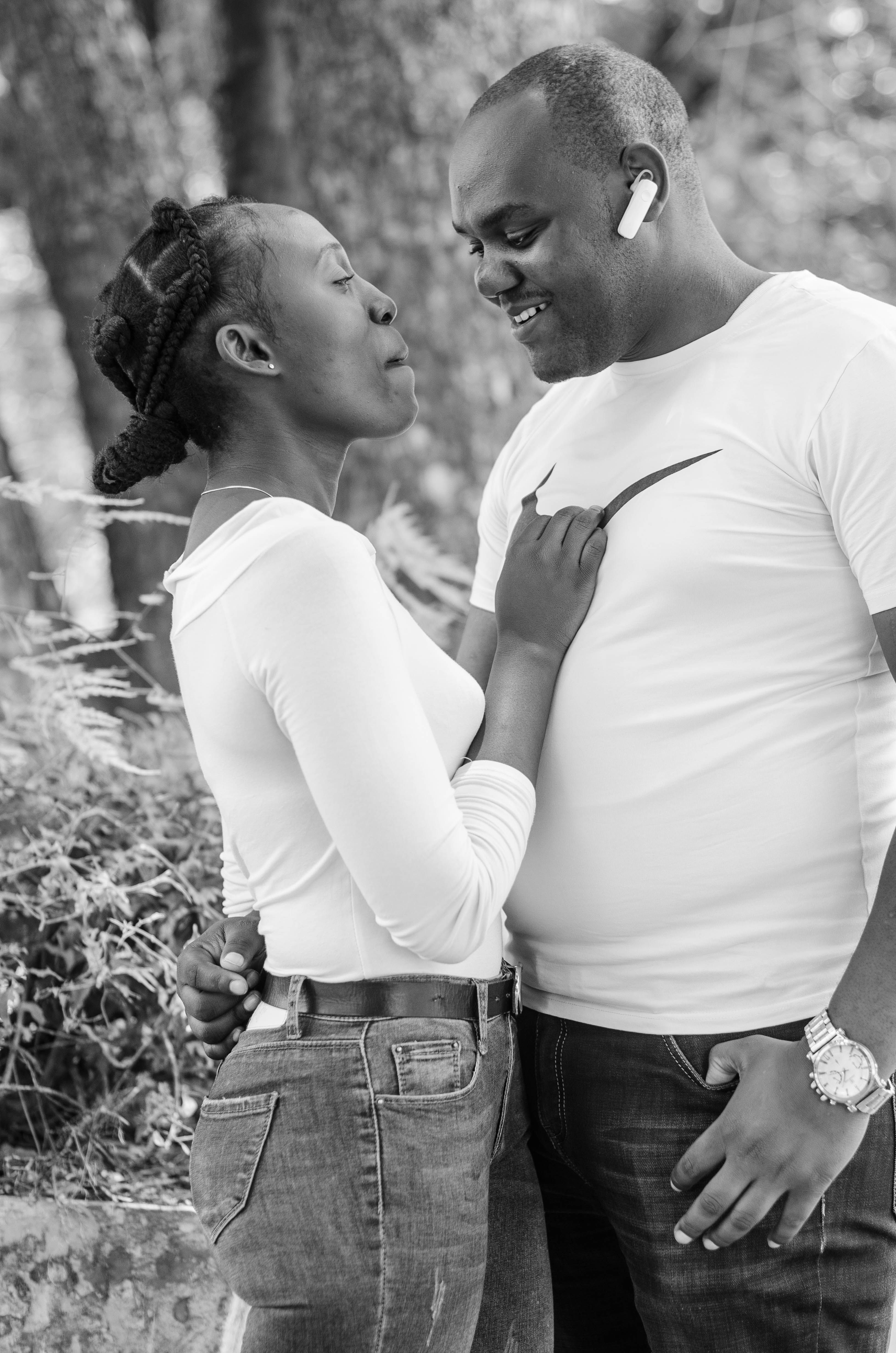 Man Hugging a Woman from Behind · Free Stock Photo