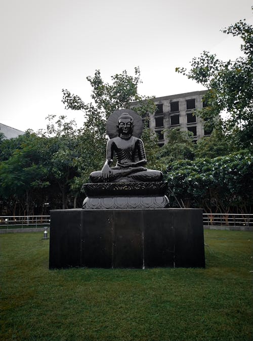Photograph o a Black Buddha Sculpture