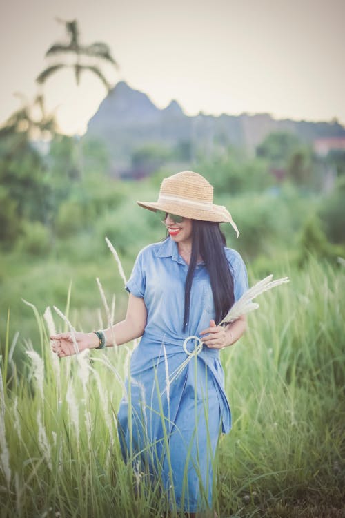 คลังภาพถ่ายฟรี ของ คน, จับ, ชุด