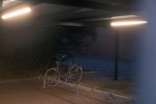 Безкоштовне стокове фото на тему «атмосферний, велосипед, вечір»