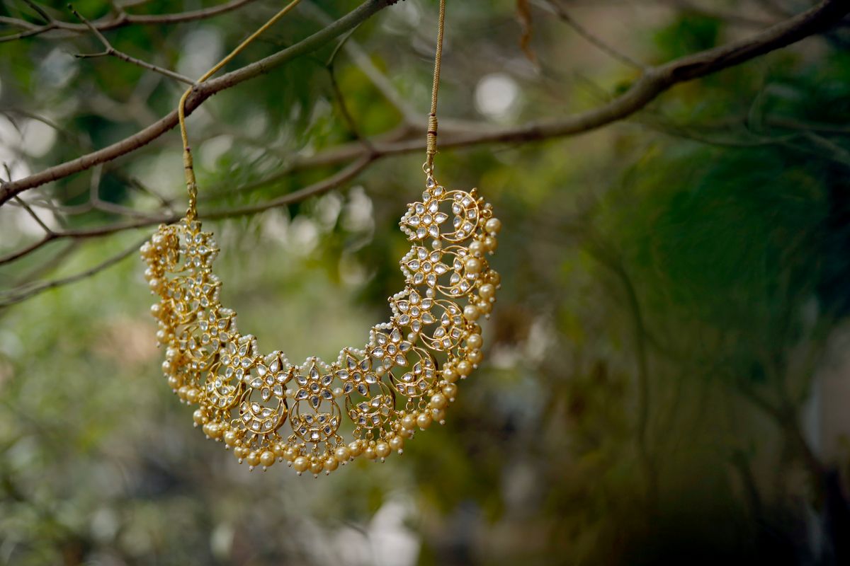 Mullai Pearl-Clustered Temple Gold Haram