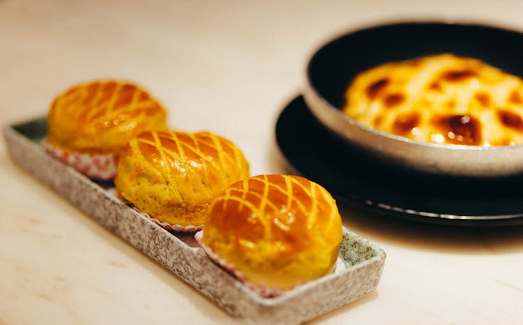 Pineapple Buns, Bolo Bao 