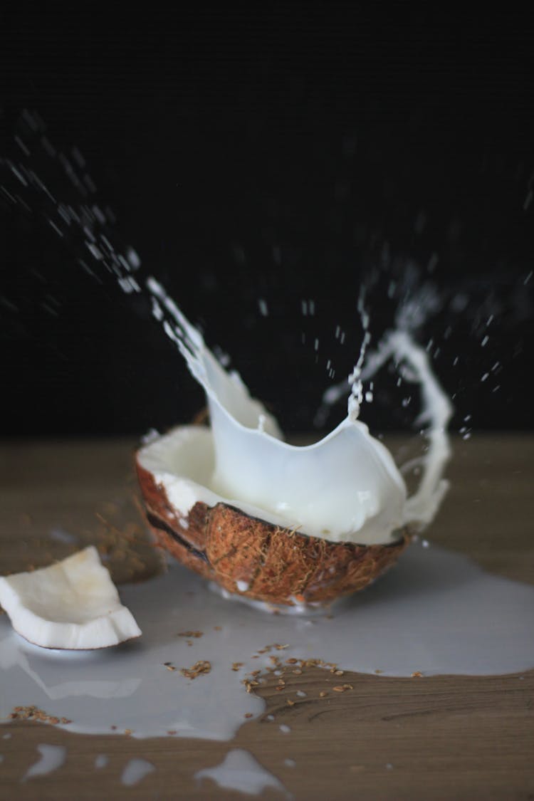 A Splashing Coconut Juice