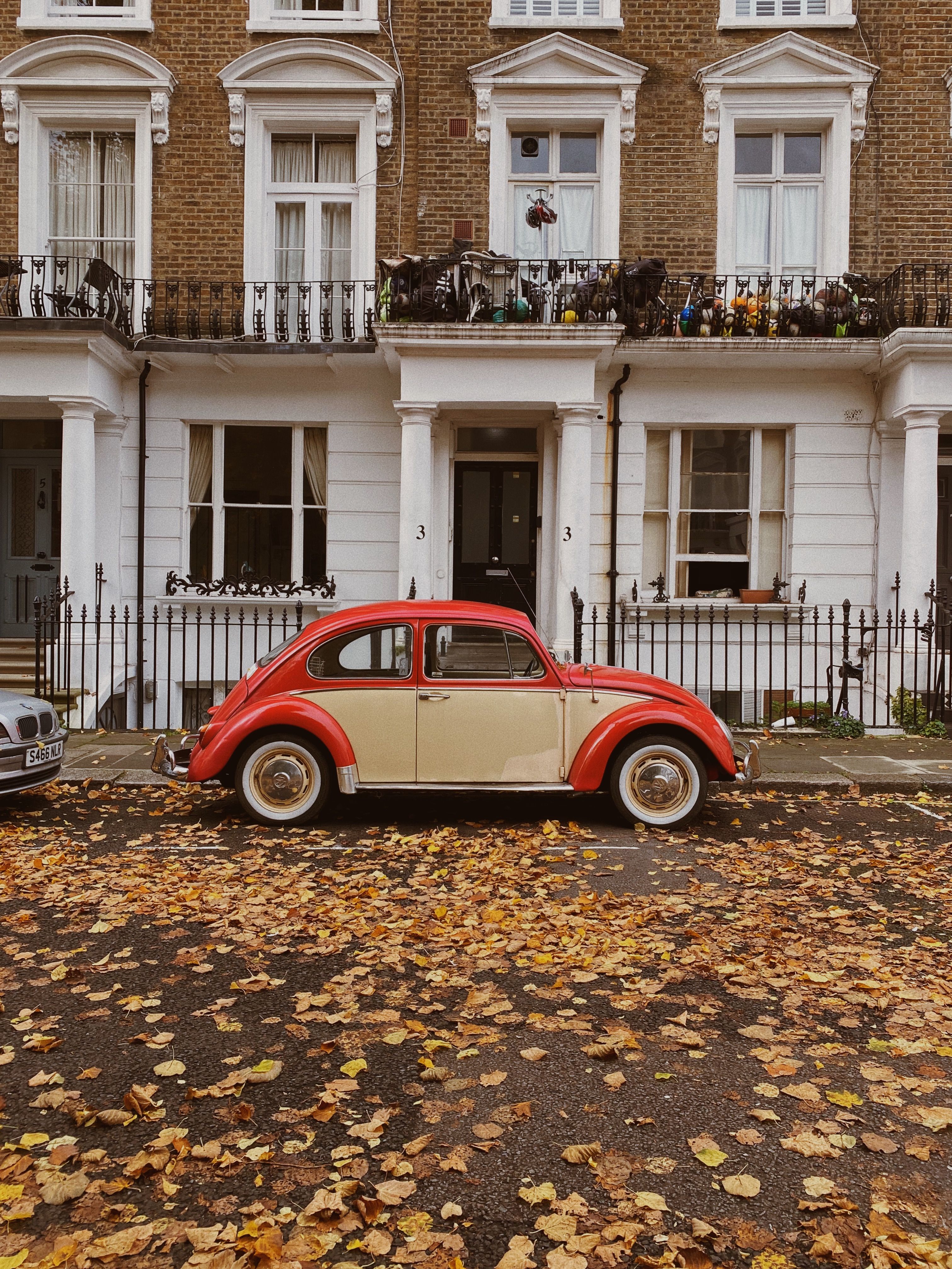 Retro Car on Autumn City Street · Free Stock Photo
