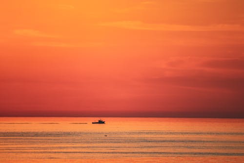 Základová fotografie zdarma na téma dramatický, horizont, loď