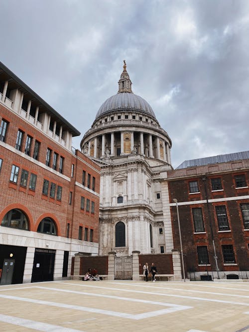 St Paul's Cathedral under a Cloudy Sky