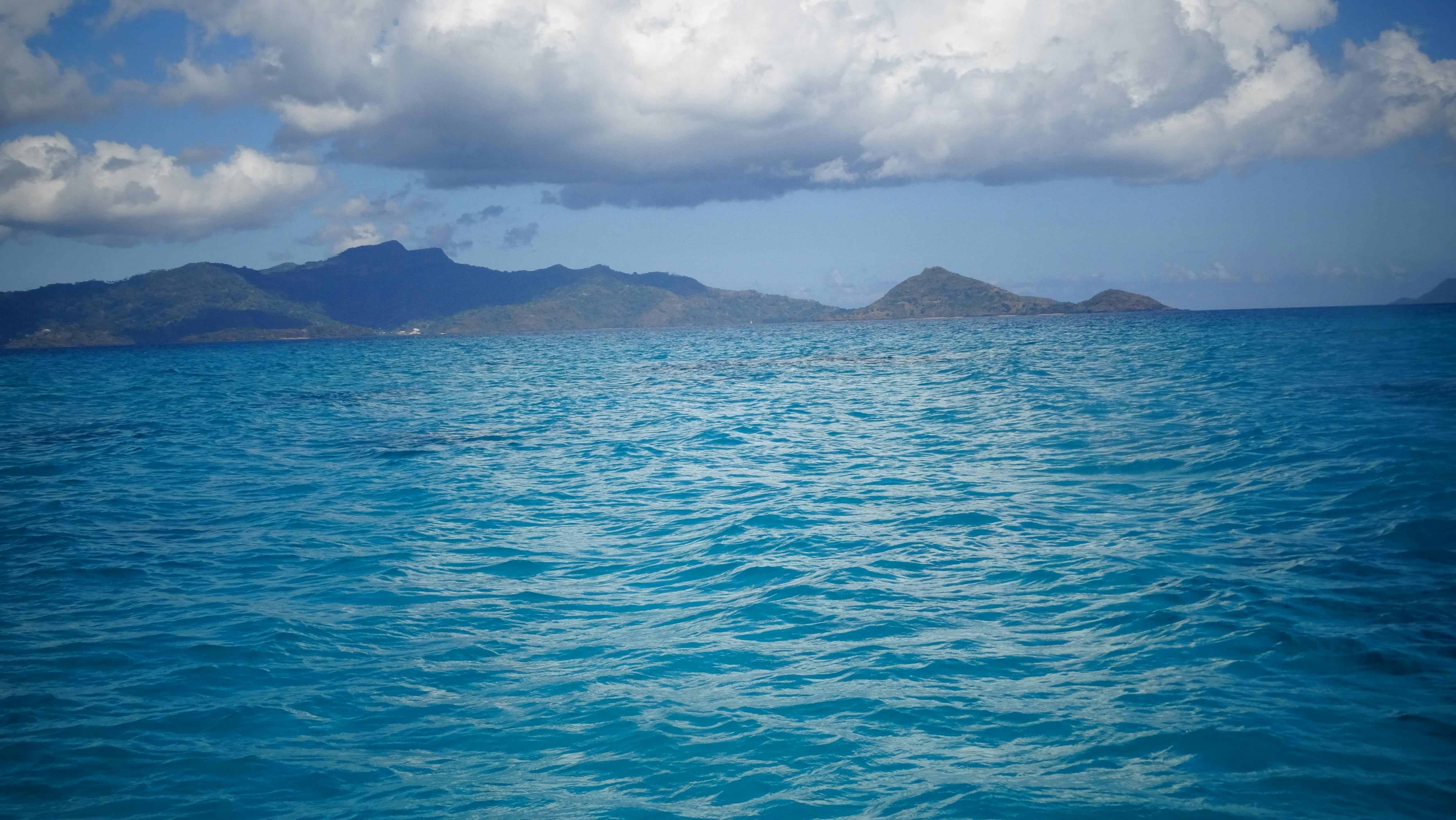 Free stock photo of #bateau, #bleu, #ciel