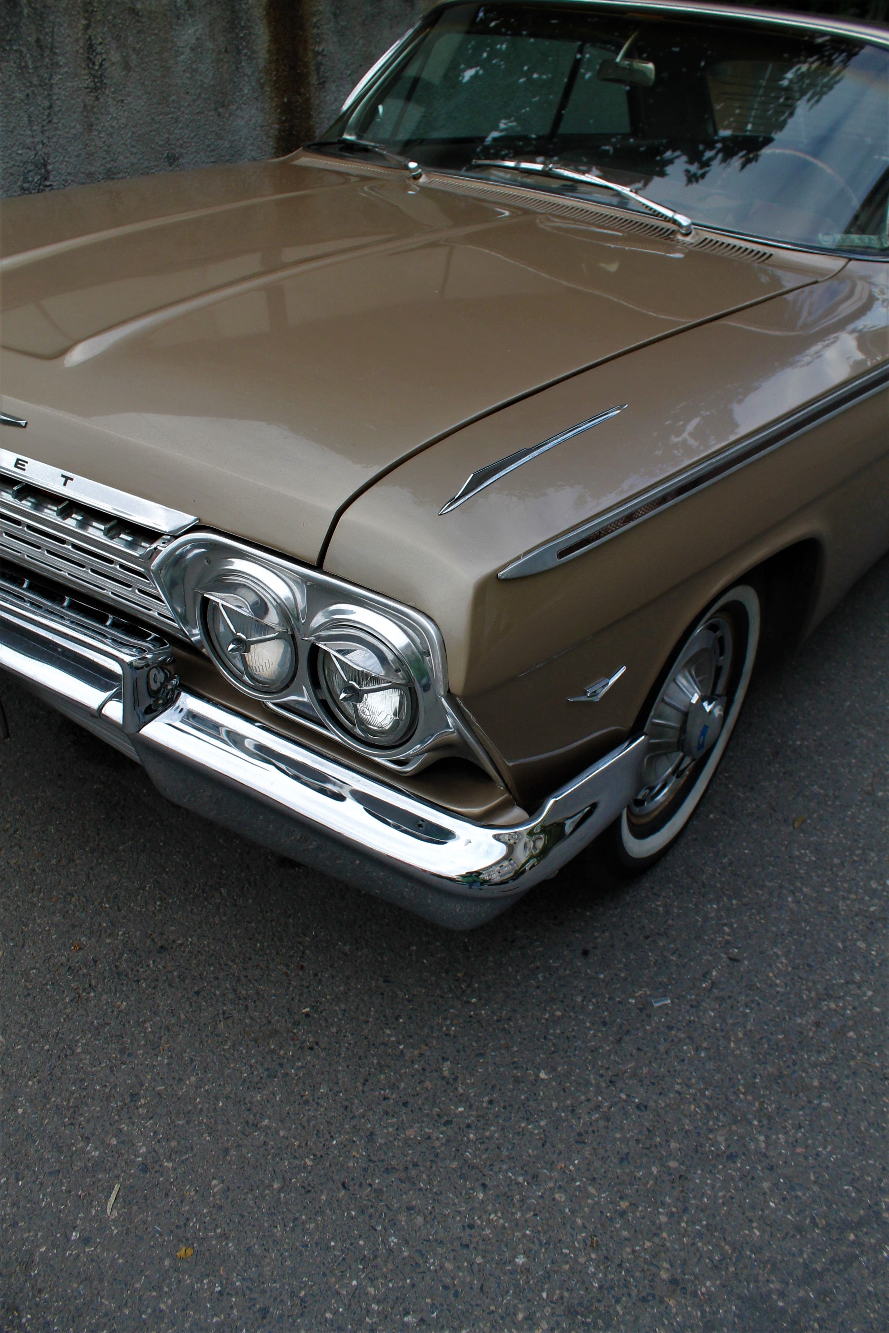 Close-up of a Chevrolet Impala · Free Stock Photo