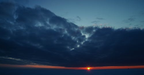 Gün Batımı Manzarası Silüeti Fotoğrafı