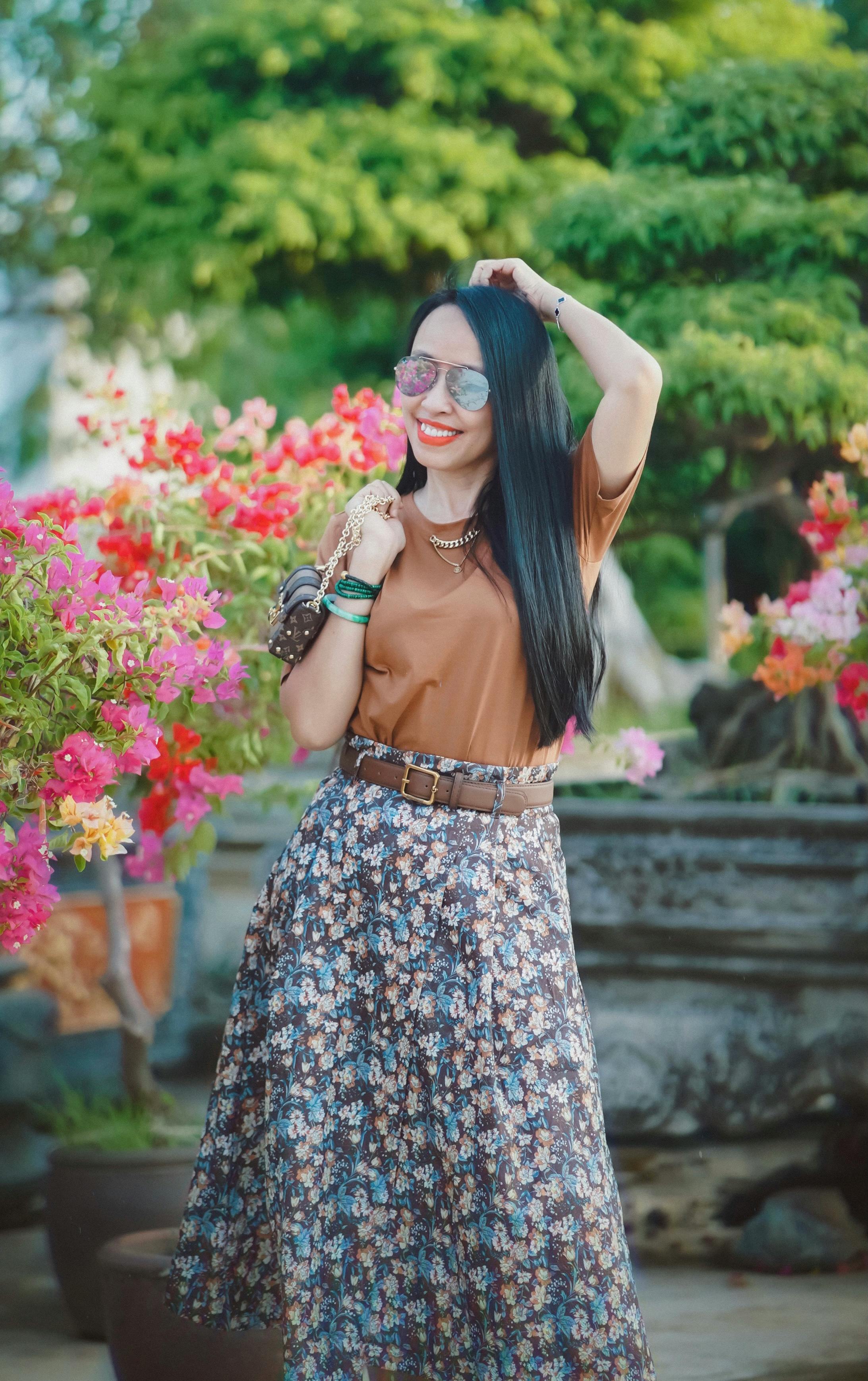 Flower skirt outlet shirt