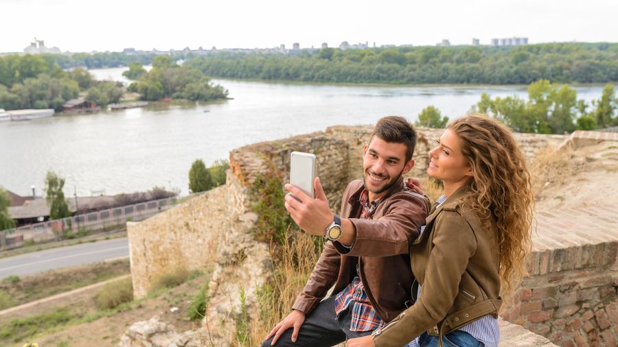 Free Dating Sites: Spotting the Real Ones From the Traps
