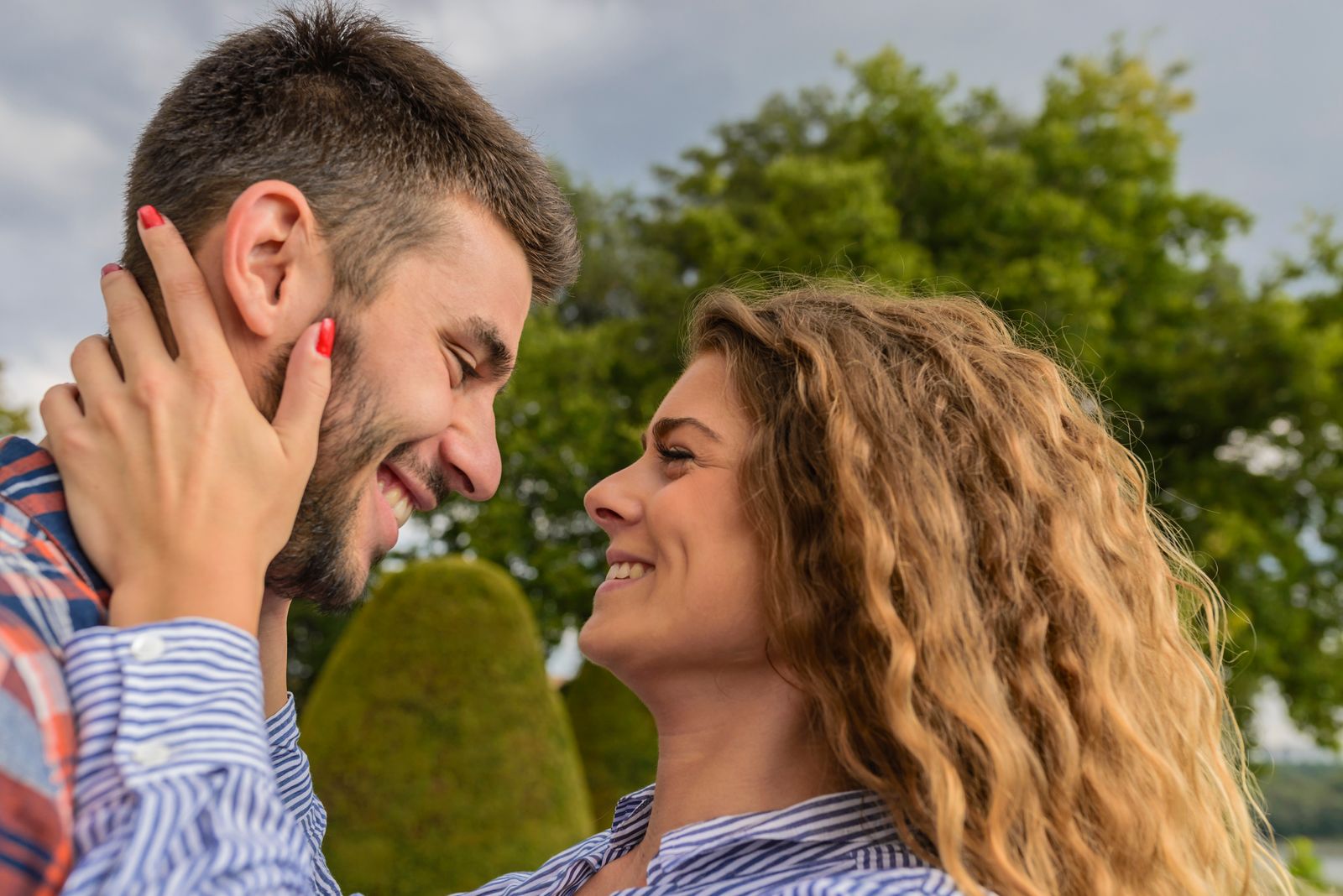 Best Free App for Relationship Support: What to Try Before You Pay