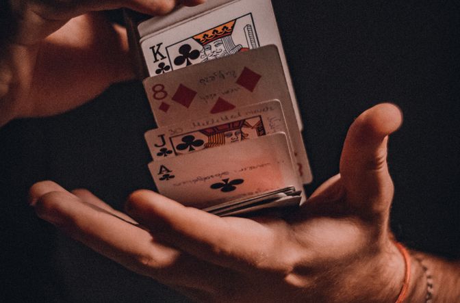 Casino-Bewertungen lesen: worauf es ankommt bei der Auswahl von Online-Casinos