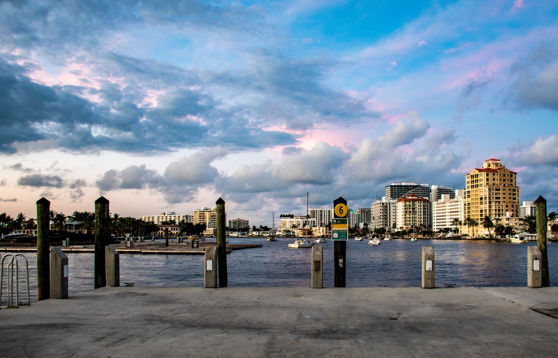 West Palm Beach, West Palm Beach FL — neighborhood review