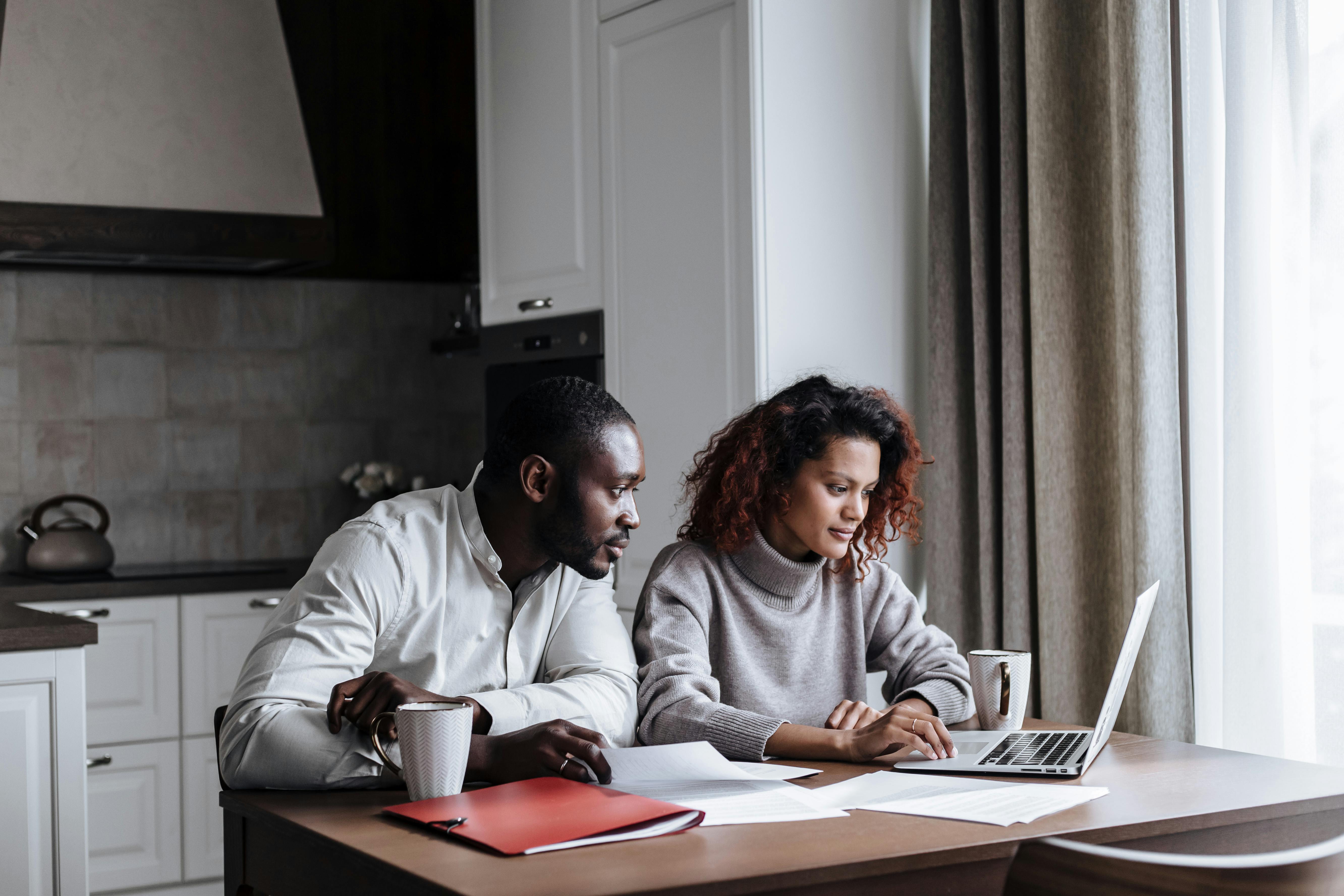 The best budgeting tips for couples planning for 2026 — Photo by Ron Lach on Pexels