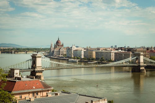 Fotobanka s bezplatnými fotkami na tému architektúra, Budapešť, budova maďarského parlamentu
