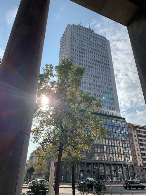 merkezi, milano, parlak güneş içeren Ücretsiz stok fotoğraf