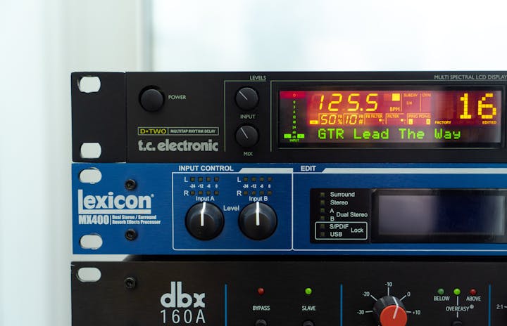 Herramientas y software esenciales para eliminar reverb