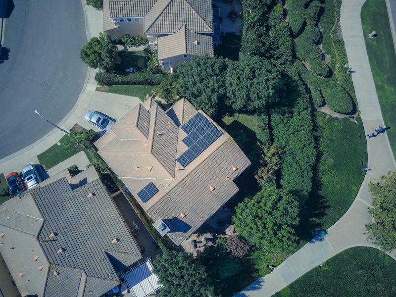 Rooftop solar panels Lee's Summit Missouri