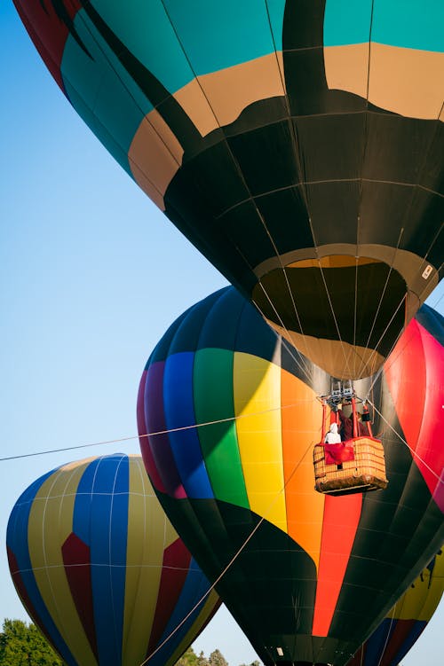 бесплатная Бесплатное стоковое фото с вертикальный выстрел, воздушное пространство, горячие воздушные шары Стоковое фото