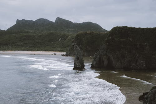 Darmowe zdjęcie z galerii z fale, formacja skalna, japonia