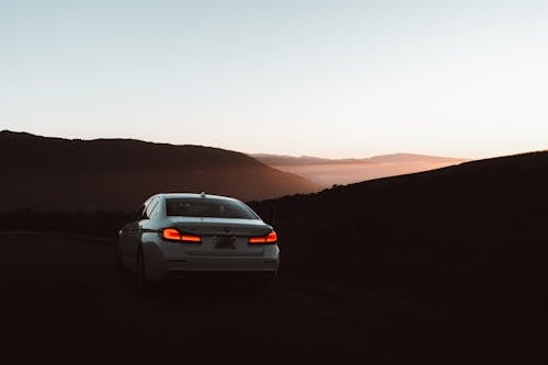 araba, arka farlar, BMW içeren Ücretsiz stok fotoğraf