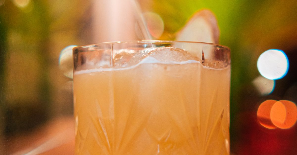 Allergies, Dietary Restrictions and Your Cocktail Menu: What Hosts Should Flag in Advance