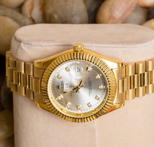 Free Close-up Photo of a Luxurious Watch Stock Photo