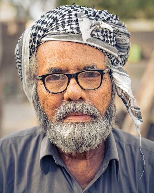Man Wearing a Black Framed Eyeglasses