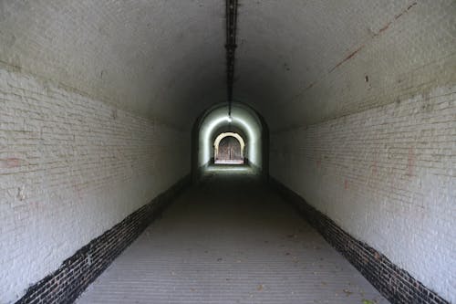 Základová fotografie zdarma na téma tunel, tunelový pohled