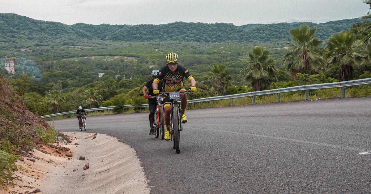 How long is a cross-country mountain bike race