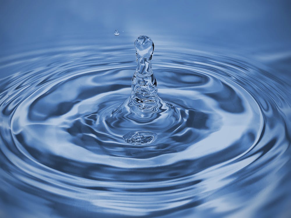 Free Close-up Photo of Water Drop Stock Photo