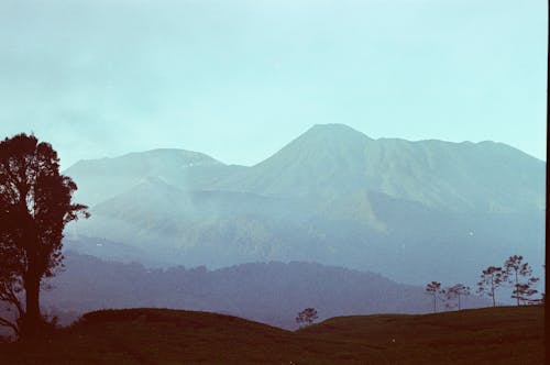 Безкоштовне стокове фото на тему «гірські вершини, навколишнє середовище, пейзаж»