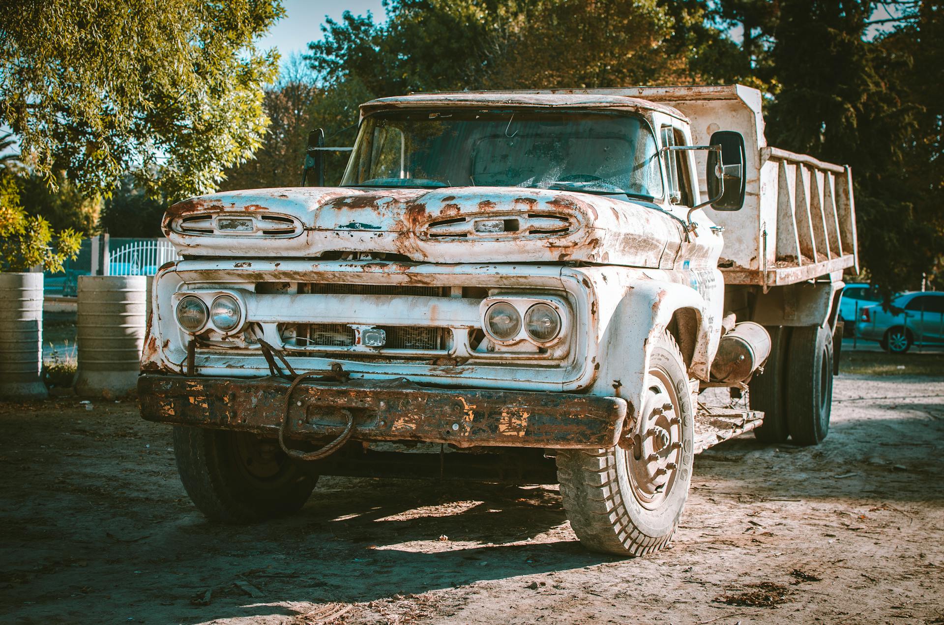 Photo of White Dump Truck