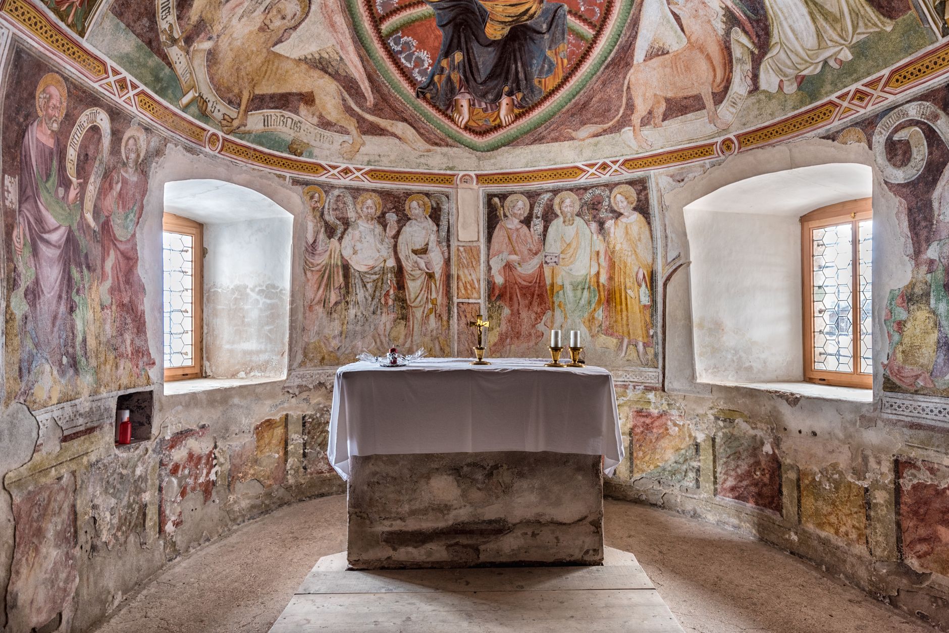 Medieval Italian fresco depicting religious figures
