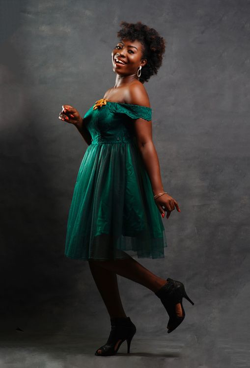 lady in green dress and heels Green Dress Lady With Heels' Speaks Out Over That Viral Video