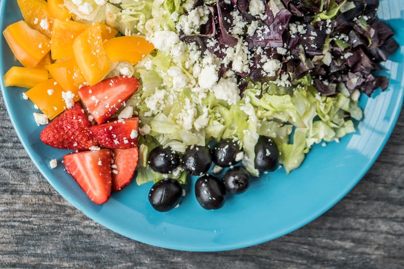 mason jar cobb salad with egg, bacon and blue cheese