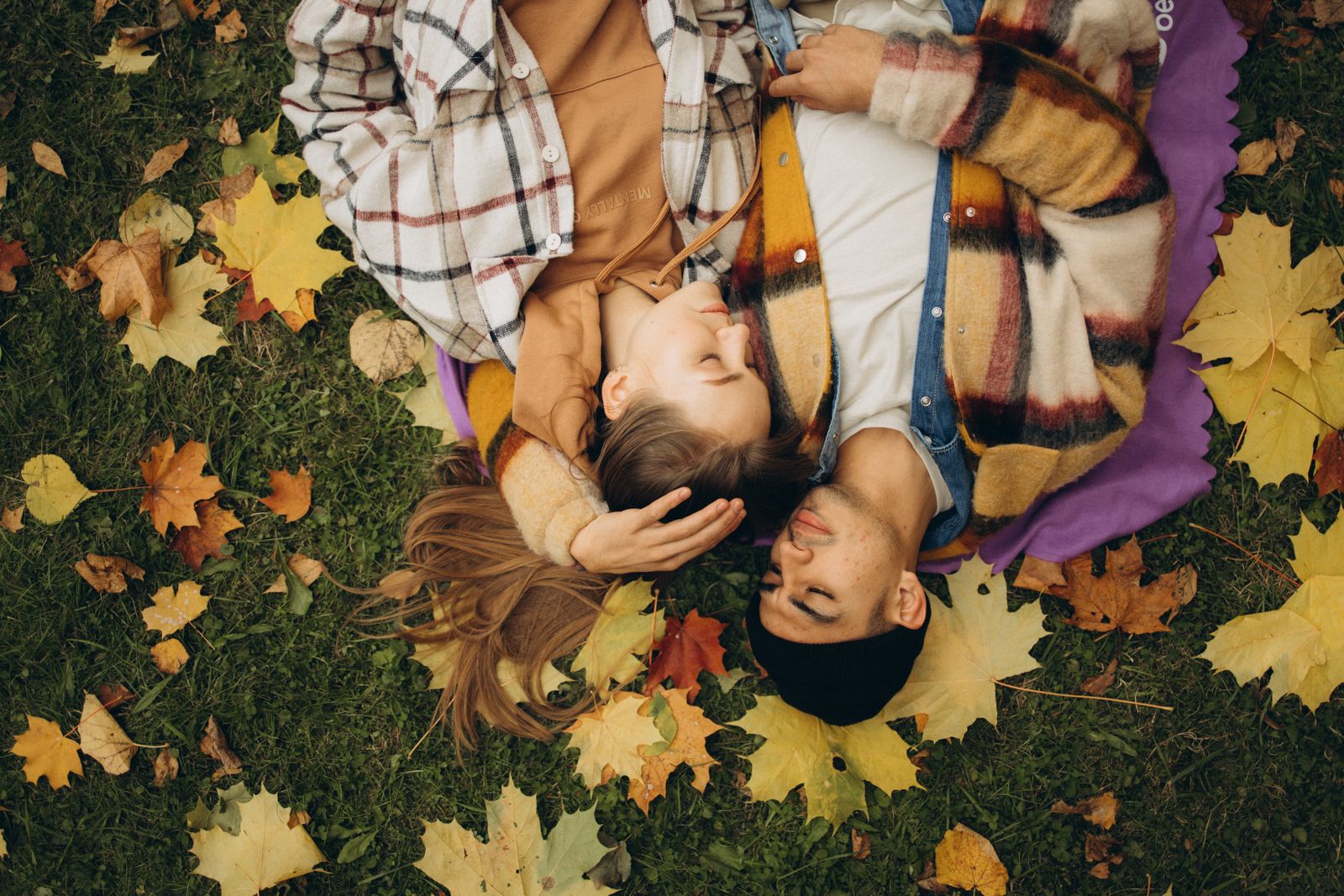 Cuffing Season: How to Date Intentionally in 2026