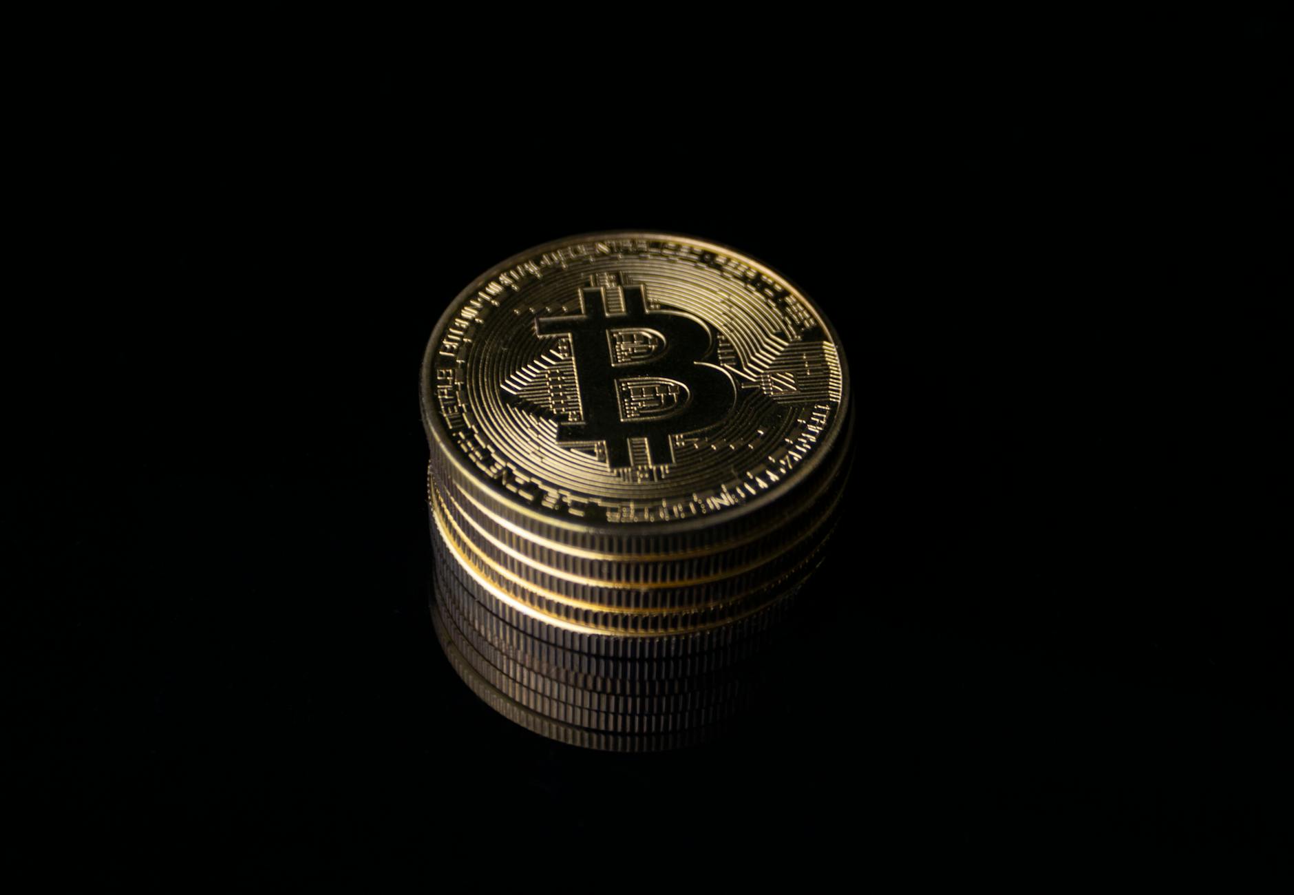 Crypto sentiment lifts: MSTRs strategic acquisitions fuel optimism for BTC, institutional investment, market resilience. Crypto sentiment lifts: MSTRs strategic acquisitions fuel optimism for BTC, institutional investment, market resilience.